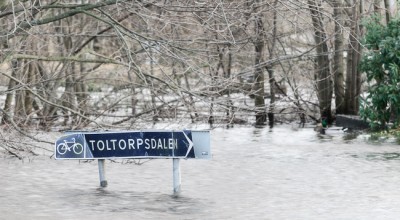 061212112-Edit