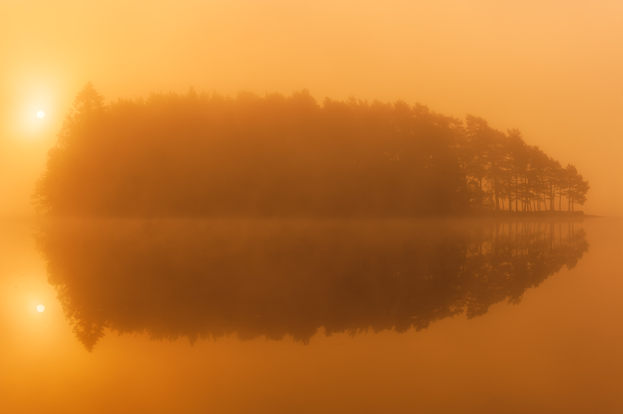 Soluppgång vid Finnsjön, Härryda kommun
