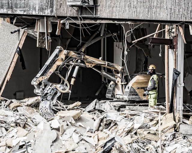 Rivning av Mölndal centrum. Foto: Mikael Svensson