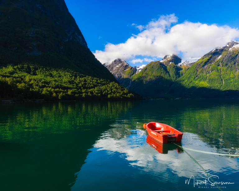 Oppstrynsvatnet, Norge. Foto: Mikael Svensson, www.mikaelsvensson.com