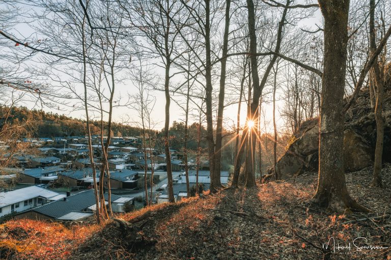 Soluppgång vid bostadsområdet Kristinedal, Mölndal. Foto: Mikael Svensson, www.mikaelsvensson.com