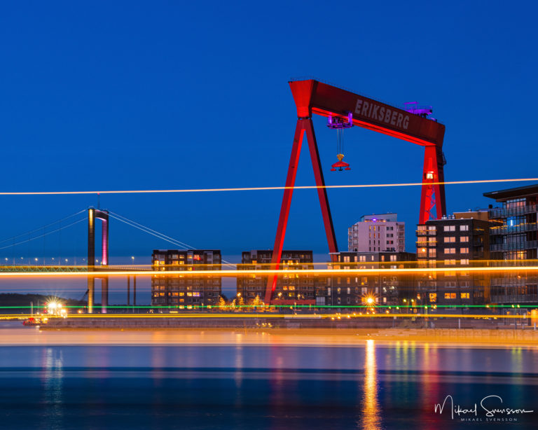 Älvsnabben passerar vid Eriksberg, Göteborg.