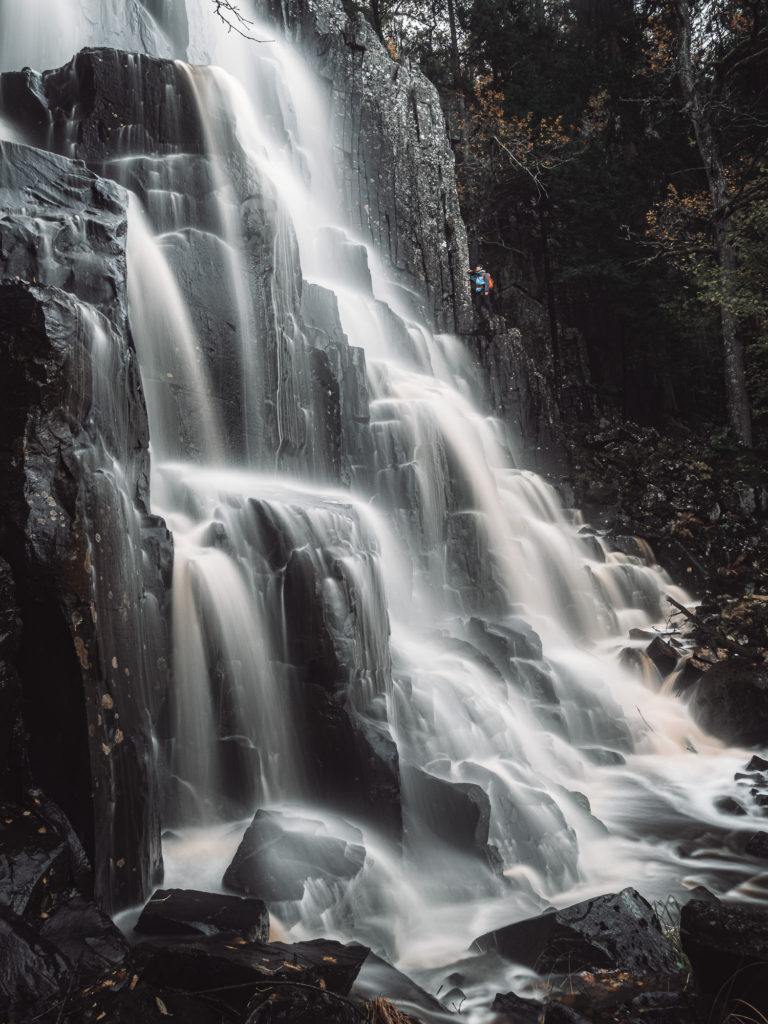 Skäktefallet, Halleberg.