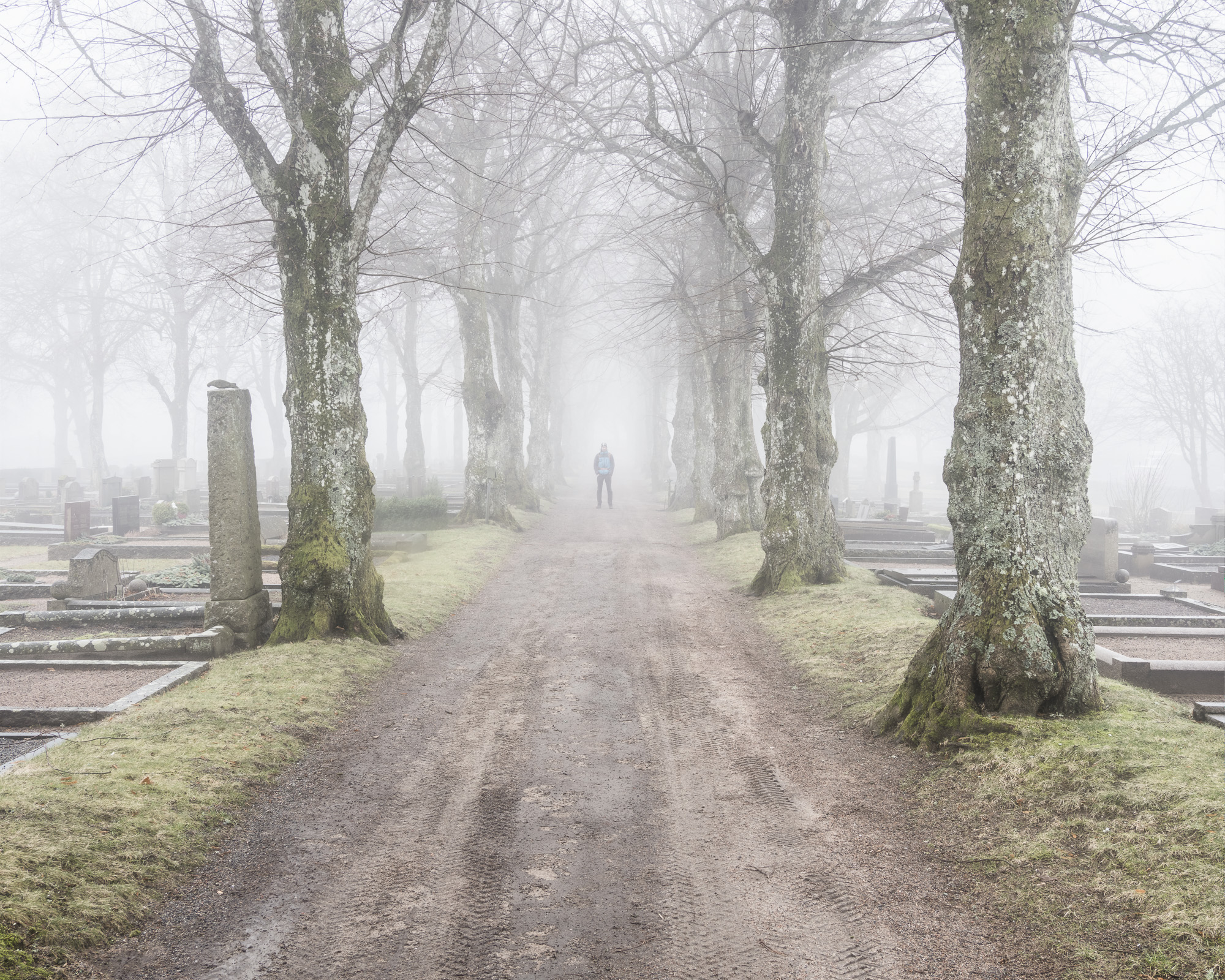 Dimma vid Kikås kyrkogård, Mölndal.