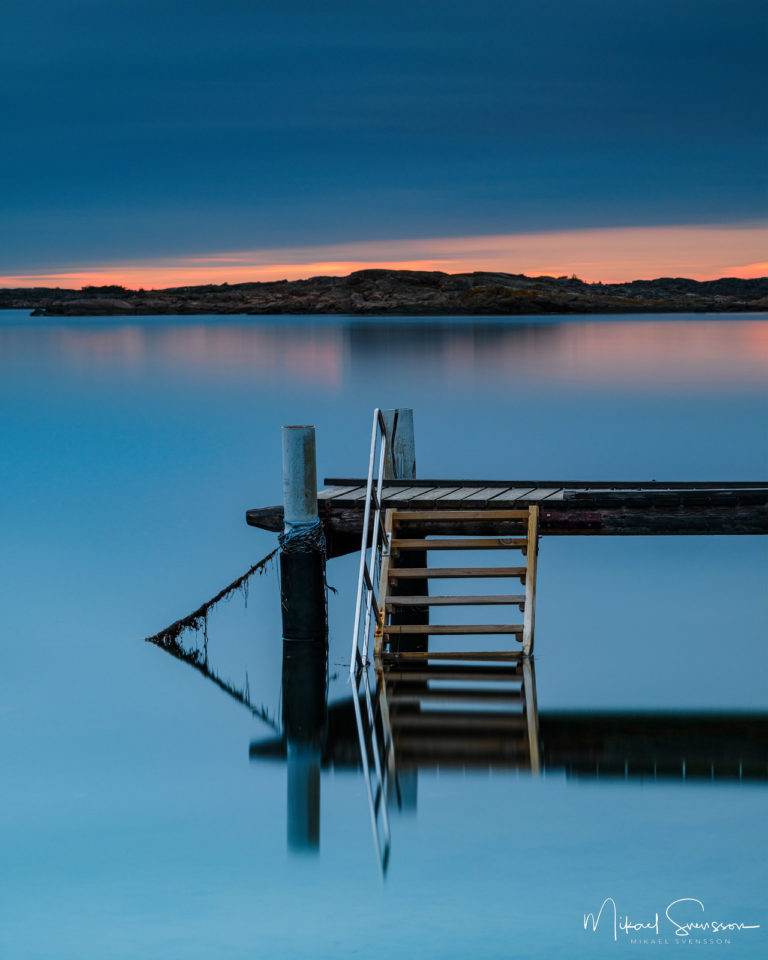 Brygga med badtrappa i Kullavik, Kungsbacka kommun