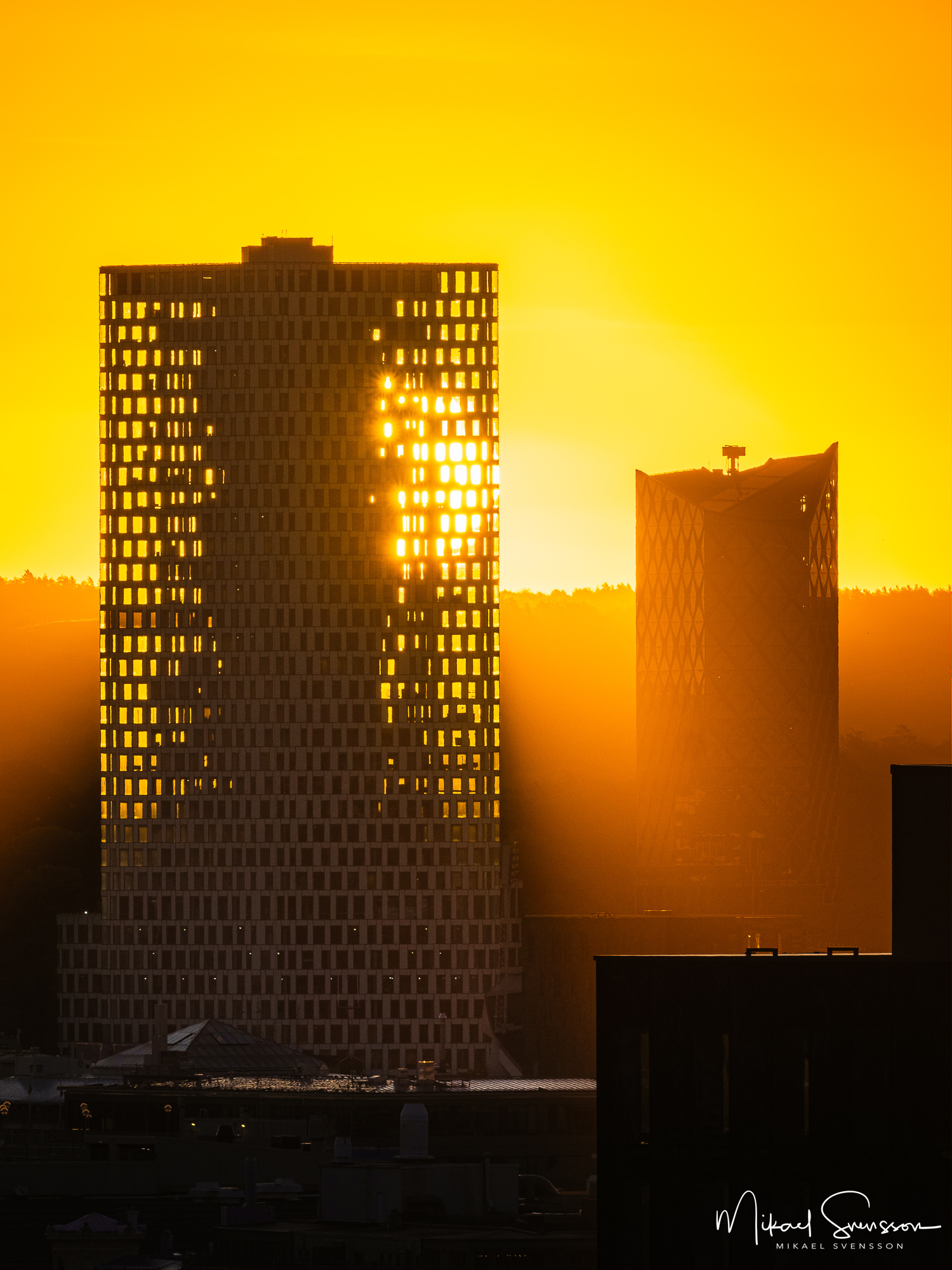 Soluppgång bakom Citygate, Gårda.