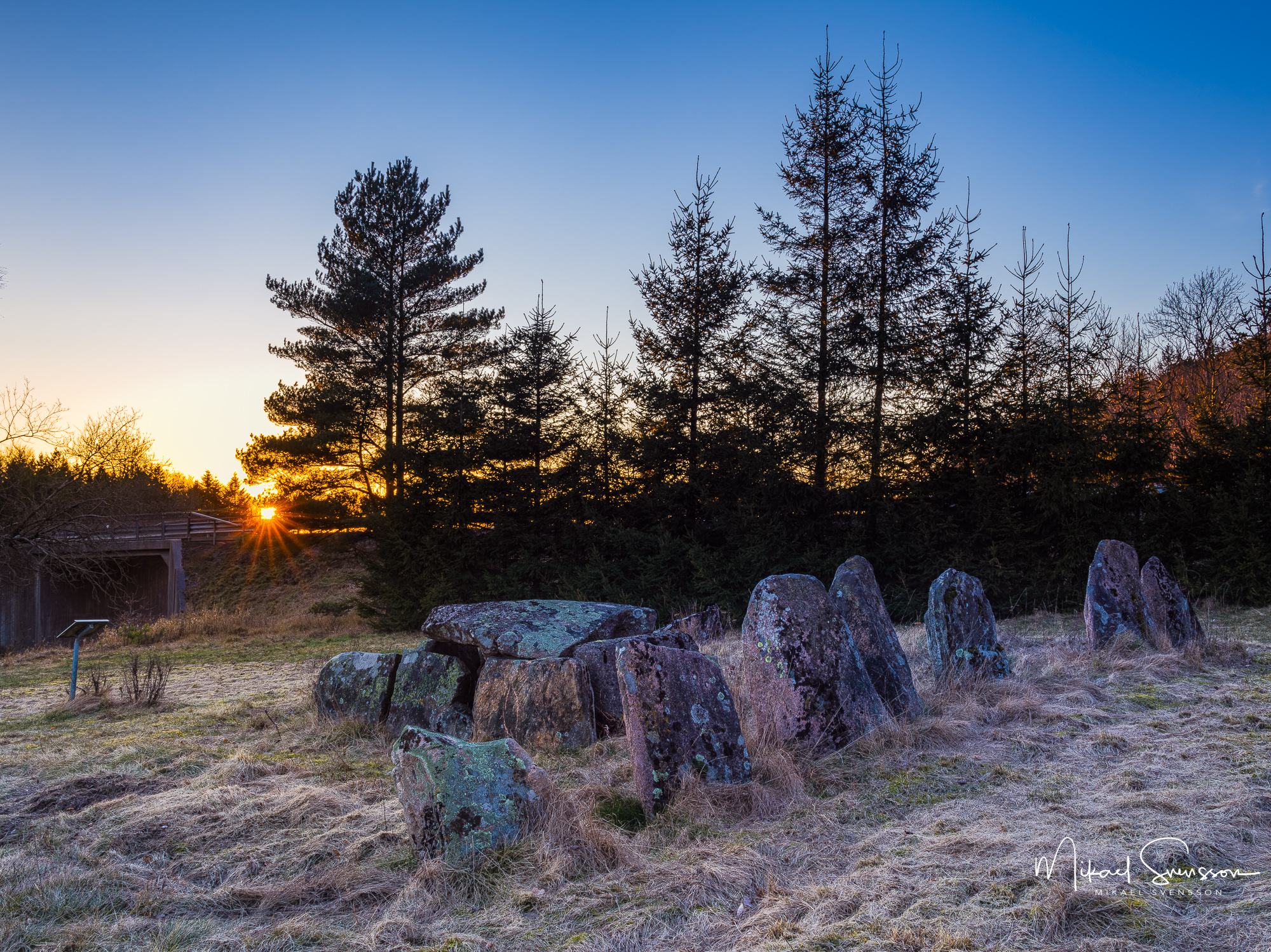 Solnedgång vid Drottning Hackas grav, Hisingen.