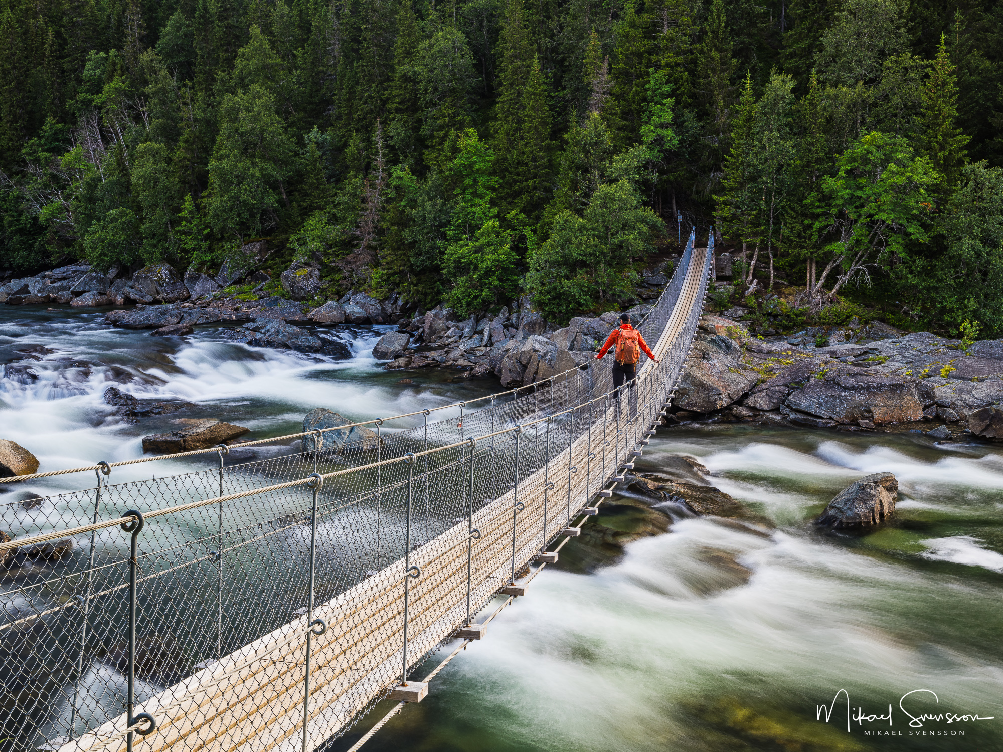 Hängbron vid Handölsforsen, Jämtland.