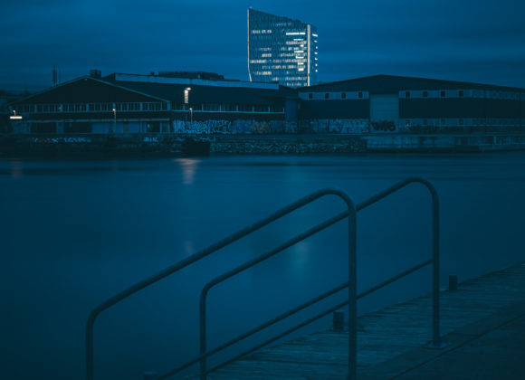 Skymning vid Göta Älv, Marieholm, Göteborg. Foto: Mikael Svensson