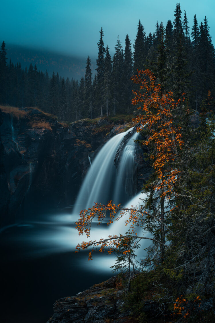 Vattenfall utanför Hemsedal, Norge.