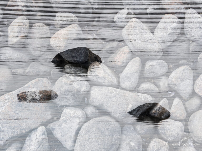 Dubbelexponering av stenar vid Askimsbadet, Göteborg