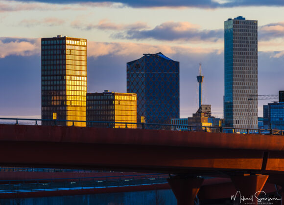 Röde Orm och bebyggelse i Gårda, Göteborg.