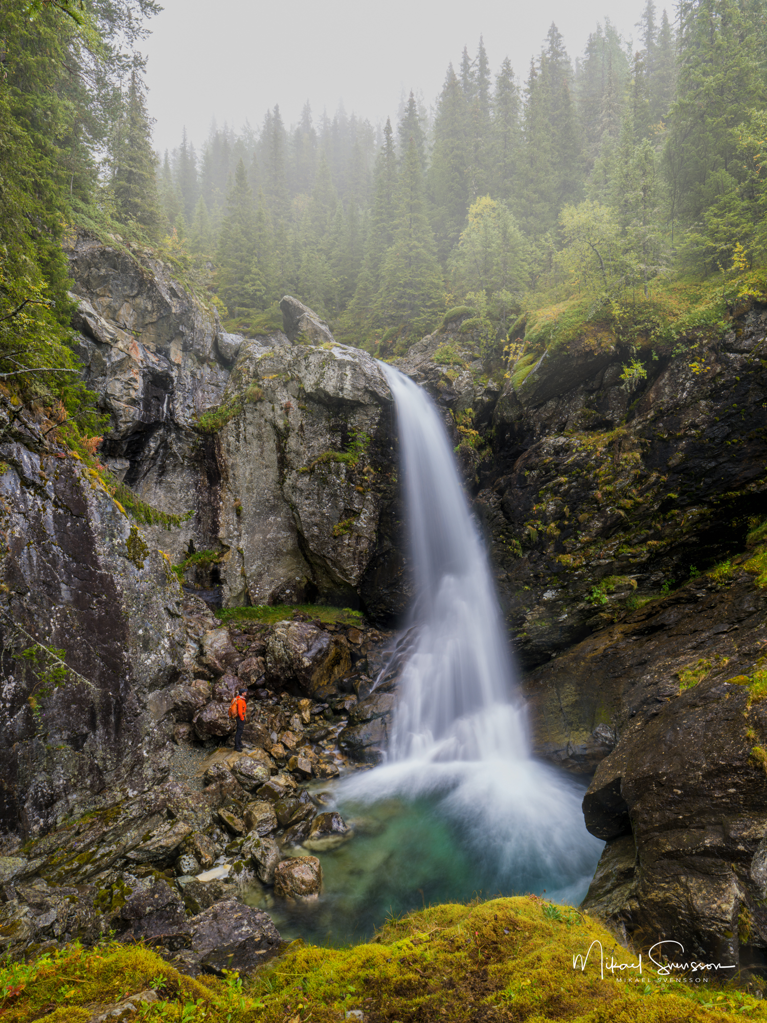 I regnets skugga – Trøymsånefossen, Hemsedal, Norge Trøymsånefossen, Hemsedal